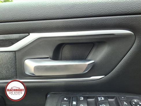 Used 2020 RAM 1500 Big Horn AWD/4WD image 15