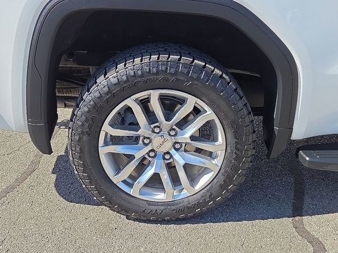 Used 2021 GMC Sierra 1500 SLT w/ SLT Premium Package image 7