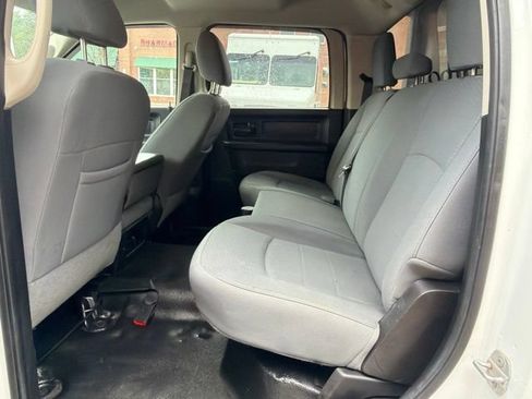 Used 2013 RAM 5500 Tradesman w/ Chrome Appearance Group AWD/4WD image 12