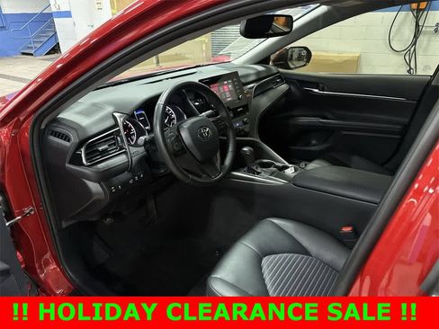 Used 2024 Toyota Camry SE image 29