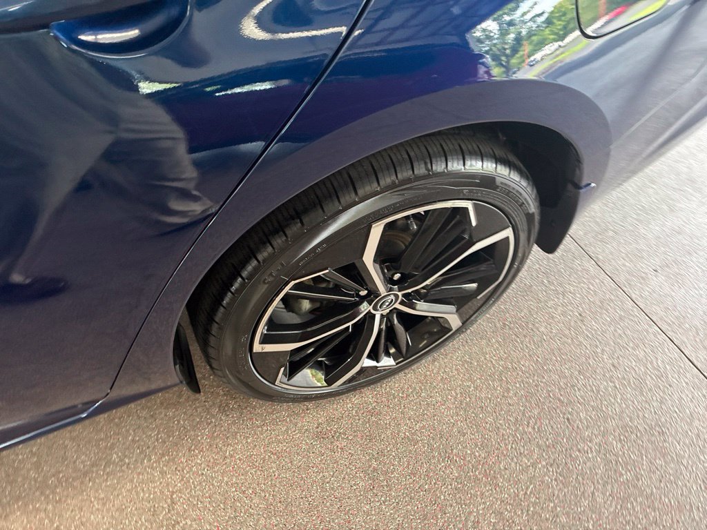 Used 2023 Nissan Altima 2.5 SR AWD/4WD image 8