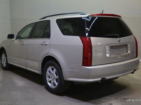 Used 2008 Cadillac SRX w/ Utility Package RWD image 3