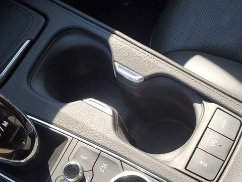 Certified 2024 Cadillac XT4 Sport image 18