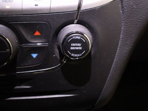 Used 2018 Dodge Journey GT w/ Driver Convenience Group image 28