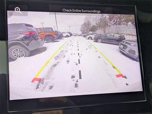 Used 2025 Jeep Grand Cherokee Laredo X w/ Luxury Tech Group I image 19