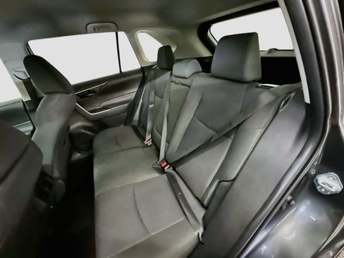 Used 2025 Toyota RAV4 LE AWD/4WD image 29