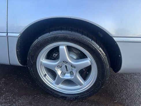 Used 1996 Chevrolet Corvette Convertible RWD image 19