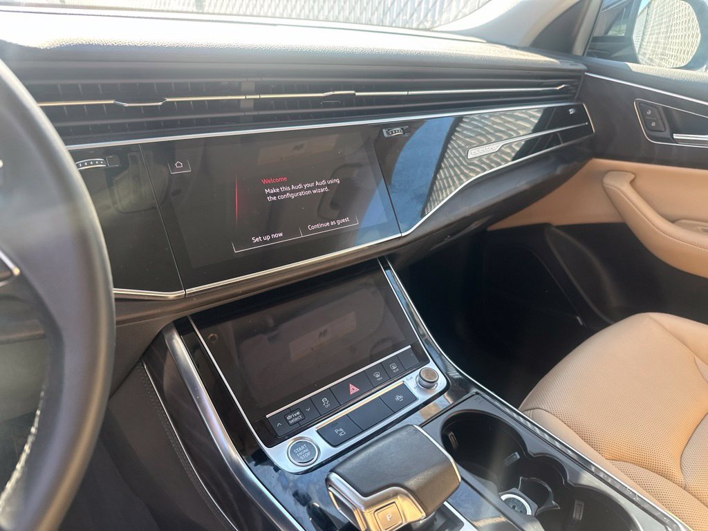 Used 2023 Audi Q8 Premium Plus w/ Premium Plus Package AWD/4WD image 14