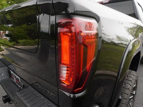 New 2026 GMC Sierra 1500 AT4 w/ AT4 Premium Package AWD/4WD image 39