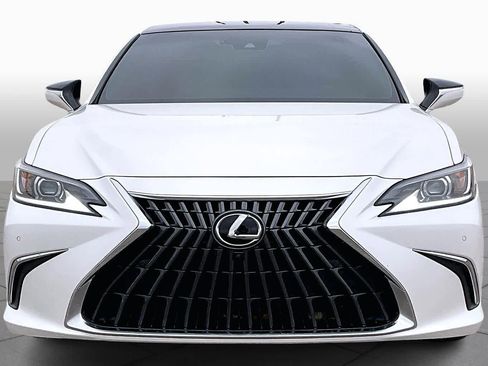 Used 2022 Lexus ES 350 w/ Accessory Package image 4