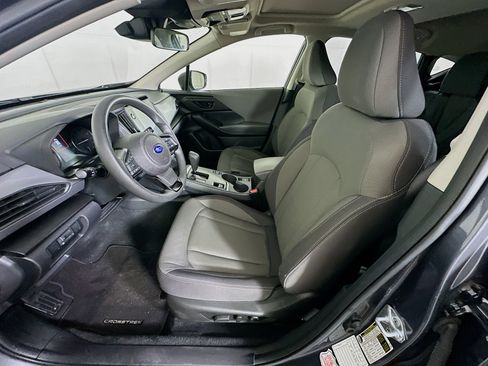 Used 2025 Subaru Crosstrek 2.0i Premium image 13