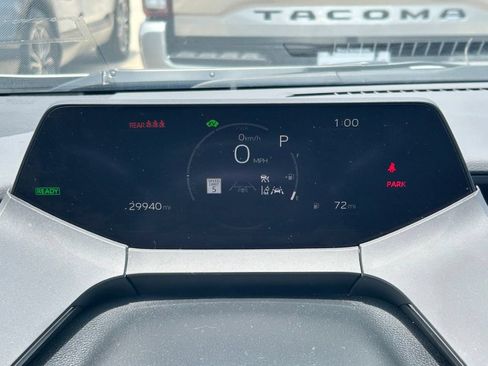 Certified 2024 Toyota Prius XLE FWD image 34