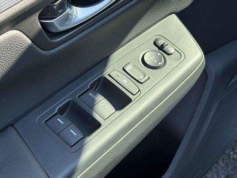 Used 2026 Honda CR-V Sport image 7
