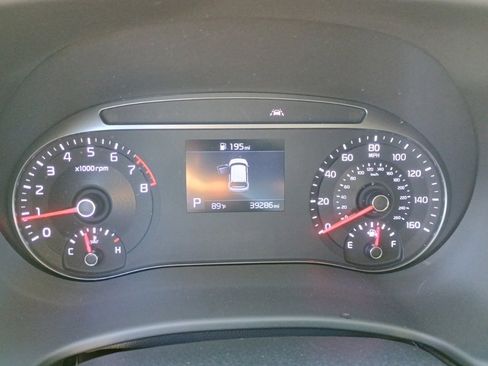 Used 2022 Kia Soul LX w/ Technology Package image 27