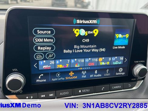 Used 2024 Nissan Sentra SV image 29