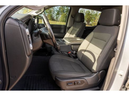 Used 2020 GMC Sierra 1500 Elevation w/ Elevation Value Package image 12