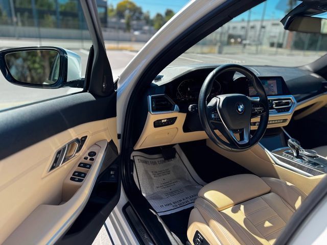 Used 2019 BMW 330i Sedan w/ Premium Package RWD image 24