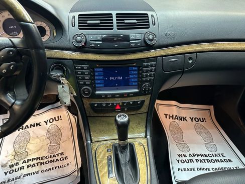 Used 2008 Mercedes-Benz E 350 4MATIC Sedan w/ Premium Pkg 1 image 15