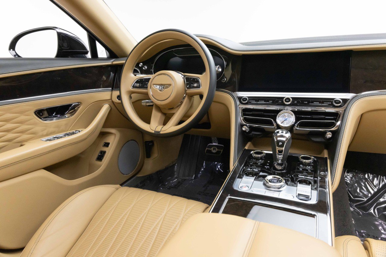 Used 2022 Bentley Flying Spur W12 AWD/4WD image 12
