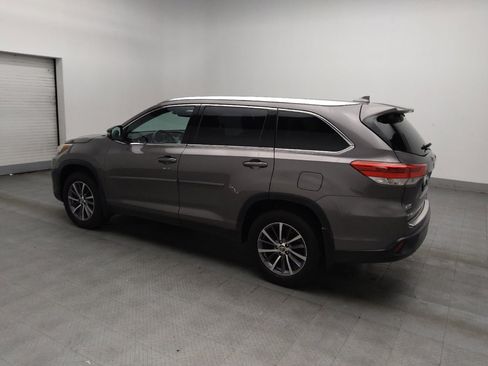 Used 2019 Toyota Highlander XLE w/ Protection Package #3 image 3