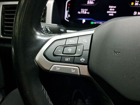 Used 2021 Volkswagen Atlas SEL Premium image 31