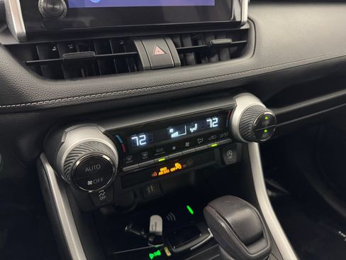 Used 2023 Toyota RAV4 XLE w/ Convenience Package FWD image 20