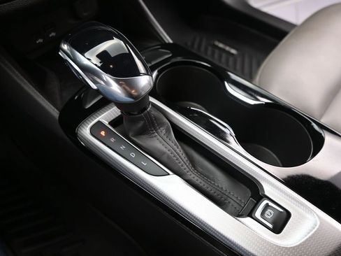 Used 2025 Buick Envista Avenir FWD image 25