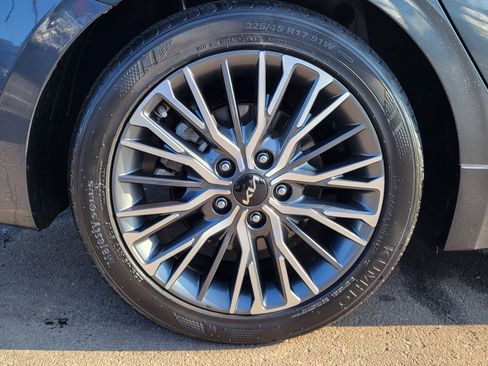 Used 2023 Kia Forte GT-Line w/ GT-Line Technology Package image 5