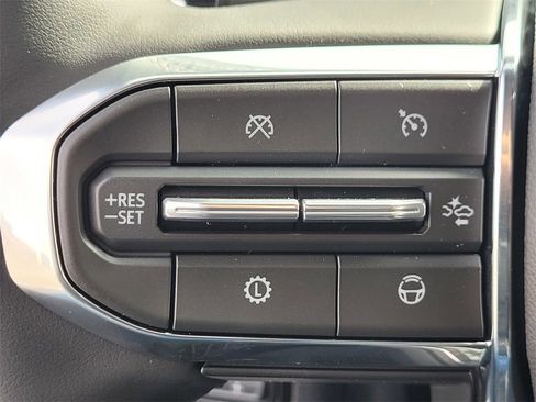 New 2026 GMC Yukon XL Denali w/ Denali Reserve Package image 22