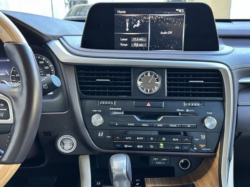 Used 2020 Lexus RX 350L FWD w/ Premium Package image 10