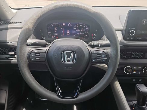 Certified 2023 Honda Accord LX image 11