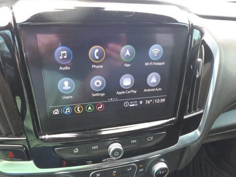 Used 2023 Chevrolet Traverse RS FWD image 10