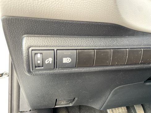 Used 2023 Toyota Corolla LE FWD image 42