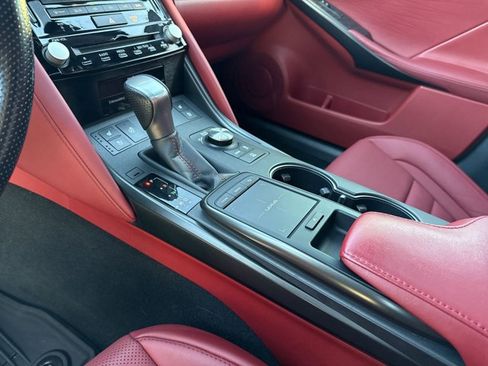 Certified 2021 Lexus IS 350 F Sport image 19