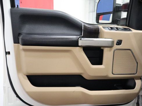 Used 2021 Ford F350 Lariat w/ Lariat Ultimate Package AWD/4WD image 36