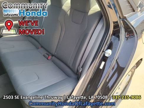 Used 2023 Hyundai Elantra SE w/ Cargo Package FWD image 32