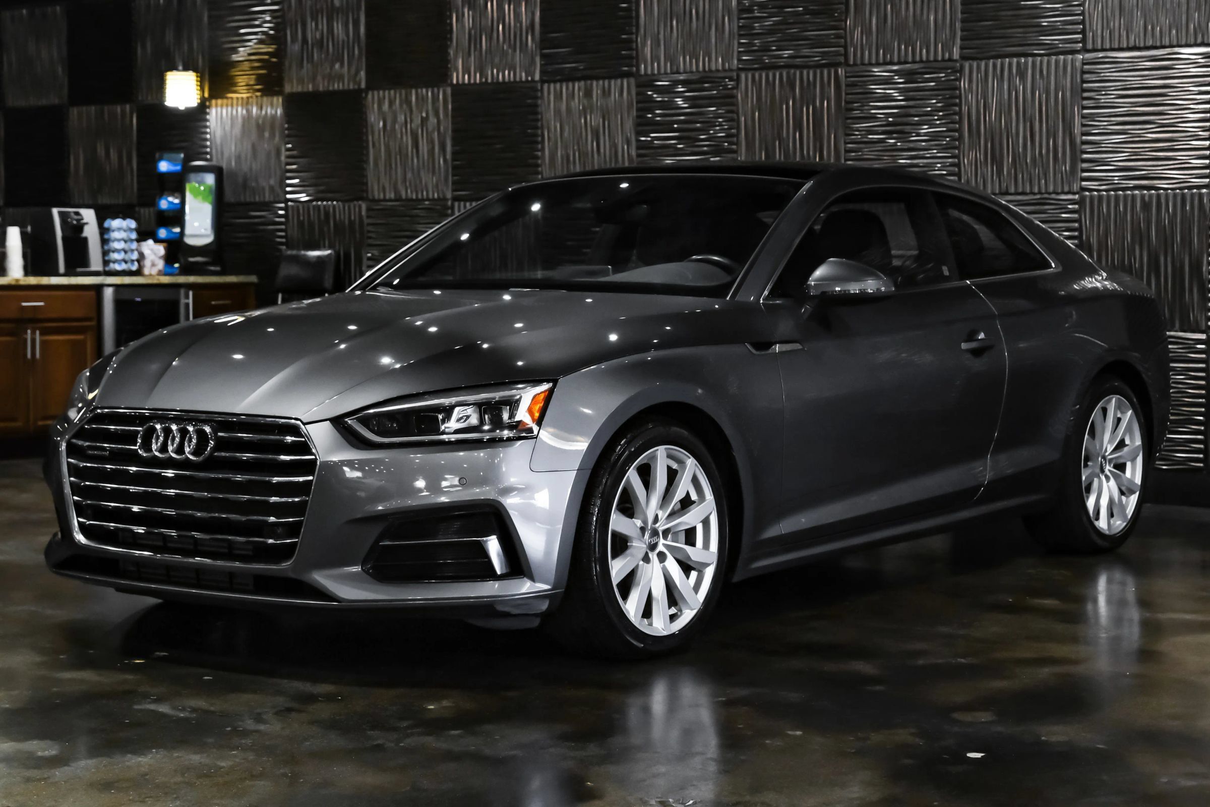 Used 2018 Audi A5 2.0T Premium Plus AWD/4WD image 7
