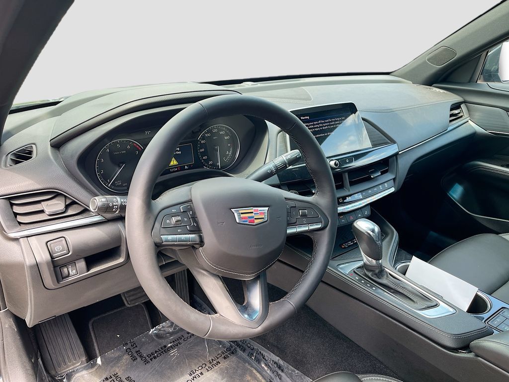 Used 2024 Cadillac CT4 Luxury w/ Cold Weather Package AWD/4WD image 9