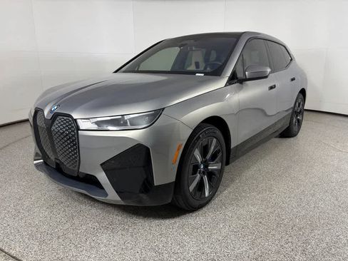 Certified 2024 BMW iX xDrive50 w/ Premium Package AWD/4WD image 1