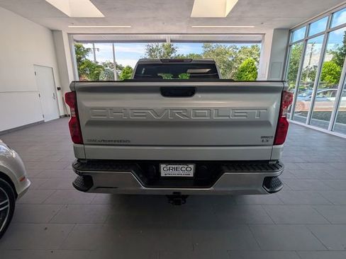 Certified 2022 Chevrolet Silverado 1500 LT RWD image 12