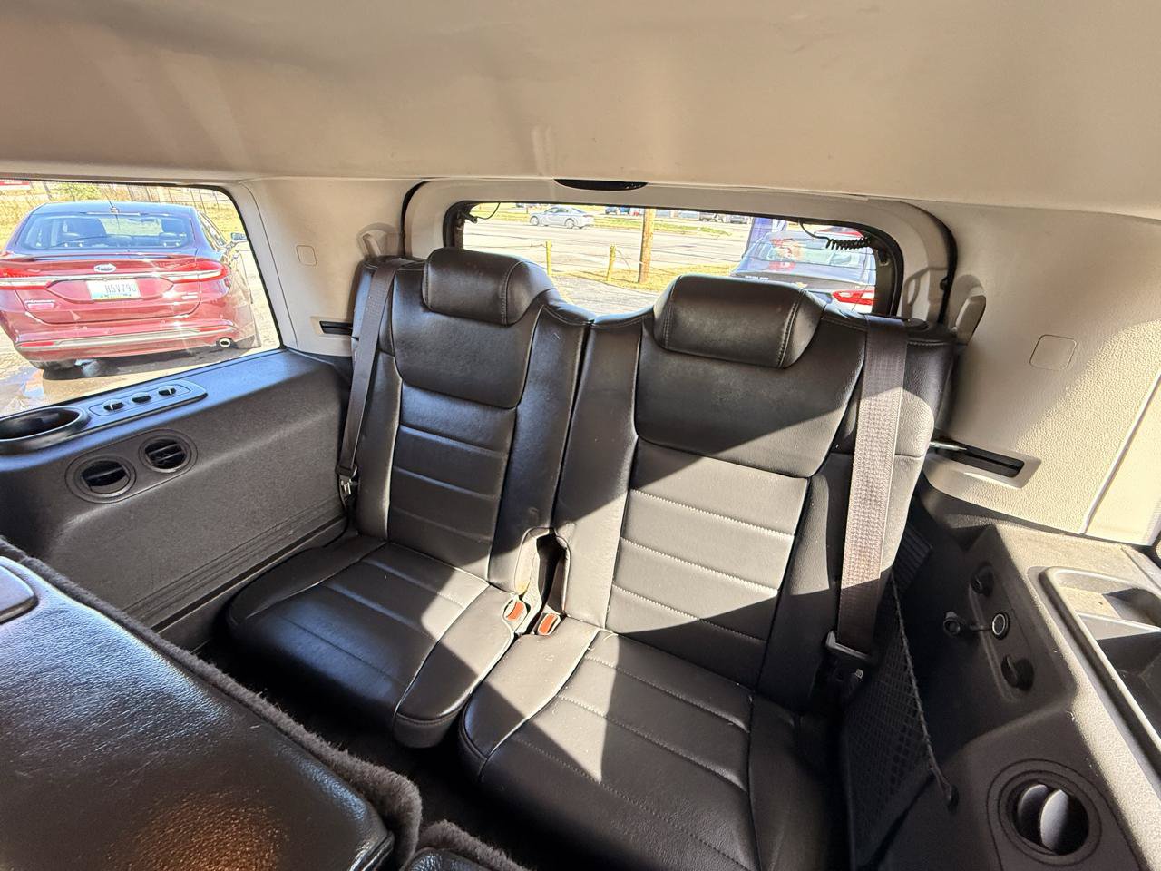 Used 2010 Jeep Commander Sport w/ Sun/Sound Group AWD/4WD image 11