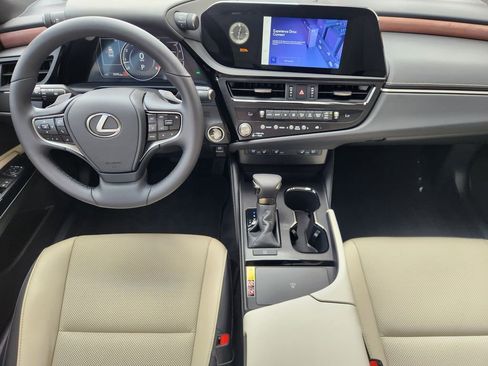 Used 2025 Lexus ES 350 w/ Premium Package image 26