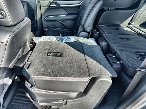 New 2026 GMC Acadia Elevation w/ Elevation Premium Package image 16