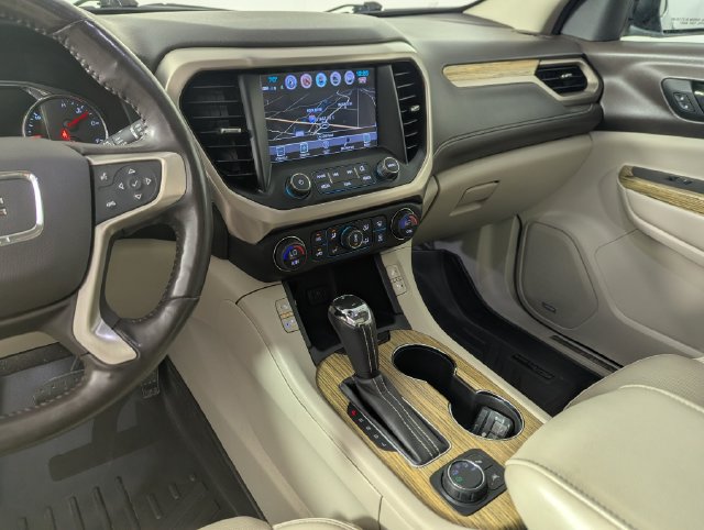 Used 2018 GMC Acadia Denali w/ Technology Package AWD/4WD image 13