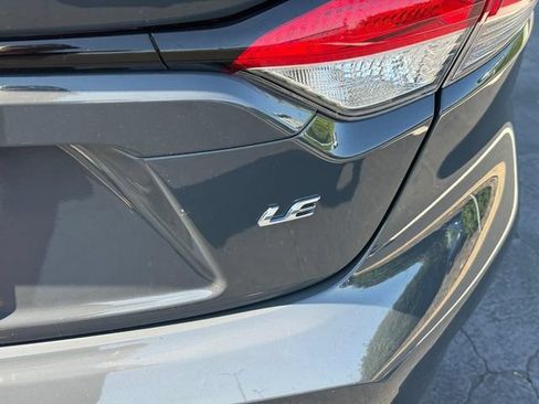 Used 2026 Toyota Corolla LE FWD image 5