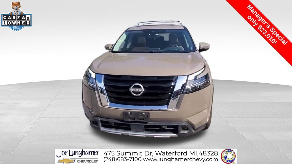 Used 2024 Nissan Pathfinder Platinum w/ Cargo Package AWD/4WD image 3