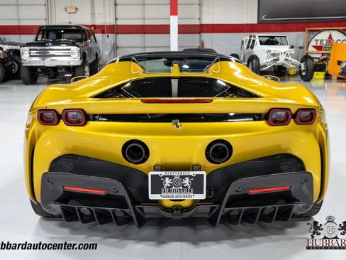 Used 2024 Ferrari SF90 Spider AWD/4WD image 8