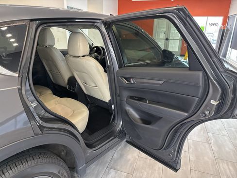 Used 2017 MAZDA CX-5 Touring w/ Preferred Equipment Package image 38