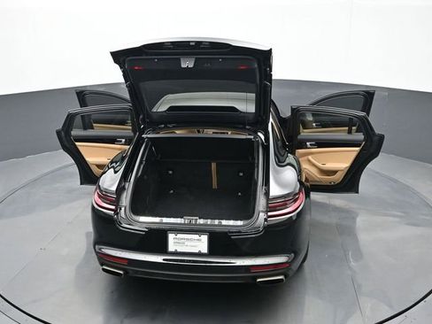 Certified 2020 Porsche Panamera image 28