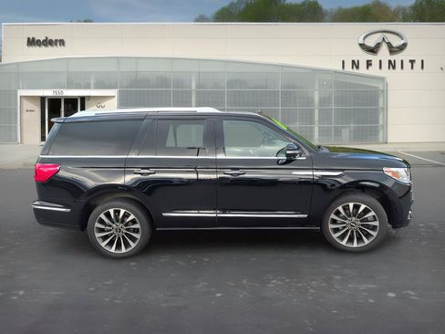 Used 2021 Lincoln Navigator Reserve AWD/4WD image 3